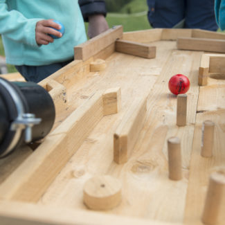 Jeu colline des enfants